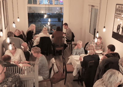 Populär restaurang på gågatan i Ystad